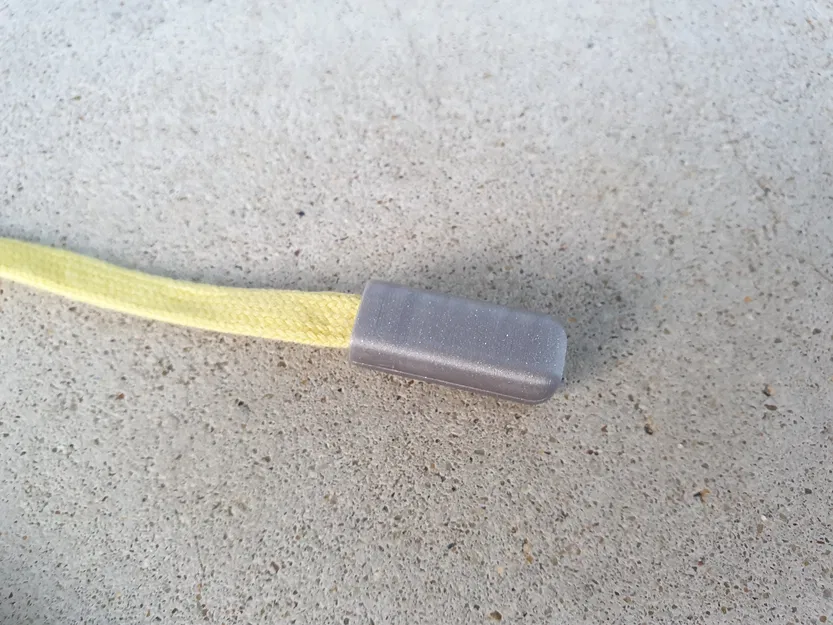 Bọc đầu dây rút bằng nhựa có khuy chụp - Image 3