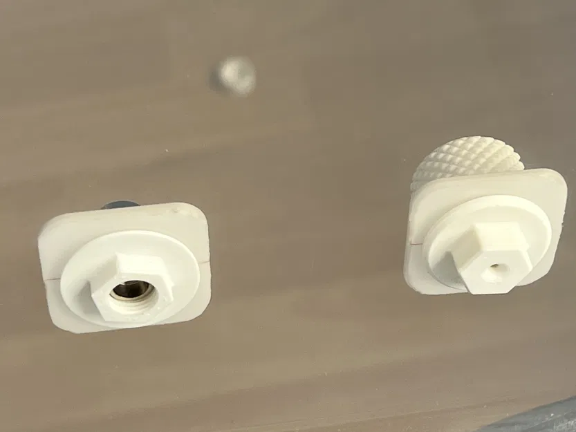 Cổng PC4 cho hộp chống ẩm có nắp vặn ren hoa văn (M10 & M6) - Image 2