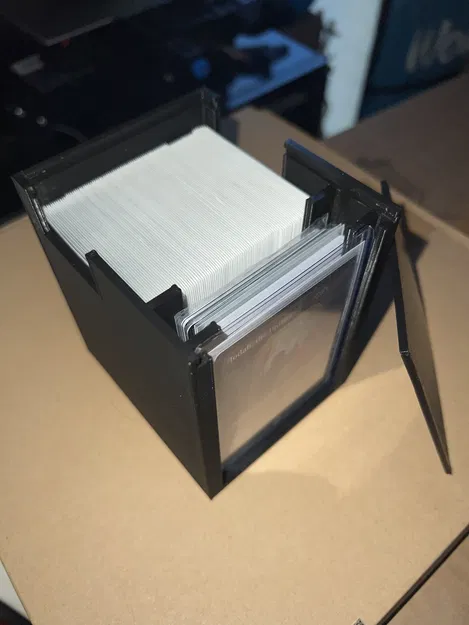 Hộp Đựng Bài MTG Commander, Đựng Trên 100 Lá - Image 2