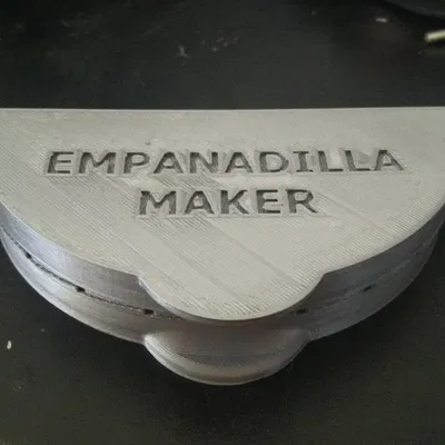 Dụng Cụ Làm Bánh Empanadilla