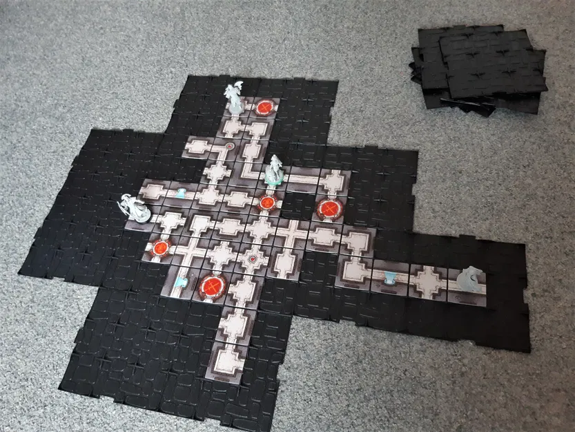 KARAK - Khay chia ô xúc xắc - Image 1