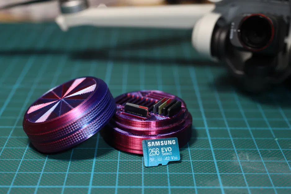 Hộp Đựng Thẻ Micro-SD - Image 1