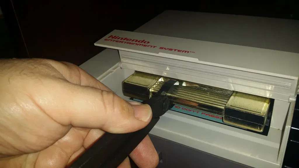 Kềm Rút Băng Game NES - Image 9