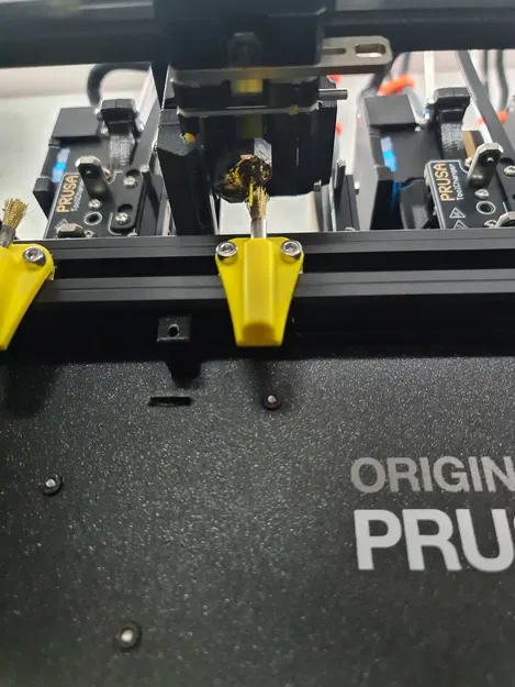 Prusa XL series: Bàn chải vệ sinh đầu phun (CẬP NHẬT: thêm bộ đánh dấu vị trí, 2 bộ hứng mảnh vụn được thiết kế lại) - Image 10