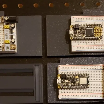 Hệ thống Pegboard Module - Bánh Mì