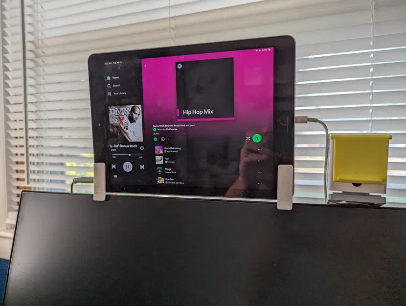 Giá Treo Máy Tính Bảng (iPad hoặc bất kỳ loại nào khác) - Image 1