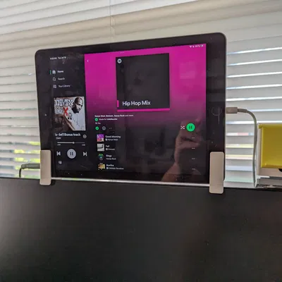 Giá Treo Máy Tính Bảng (iPad hoặc bất kỳ loại nào khác)