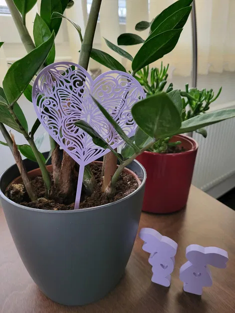 Trái tim trang trí hoa và con vật - Image 3