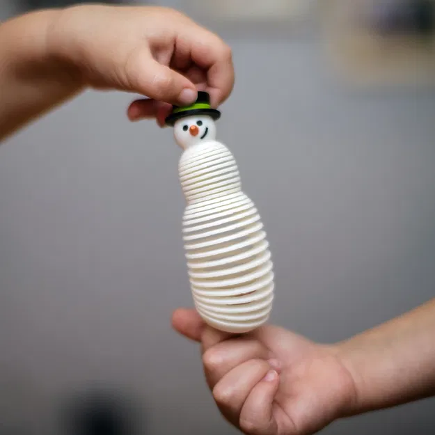 Người tuyết Slinky lò xo - Image 1