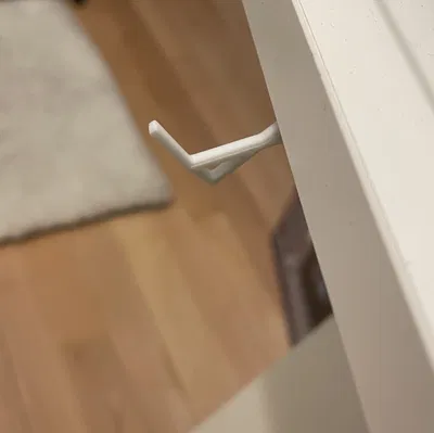 Chân Đế Tai Nghe "Brave"