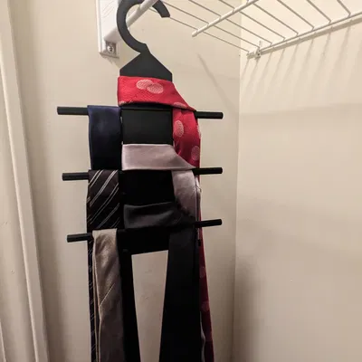 Kệ trưng bày cà vạt