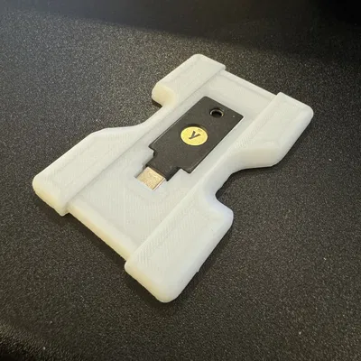 Ví Tối Giản Có Khe Cắm Yubikey 5C