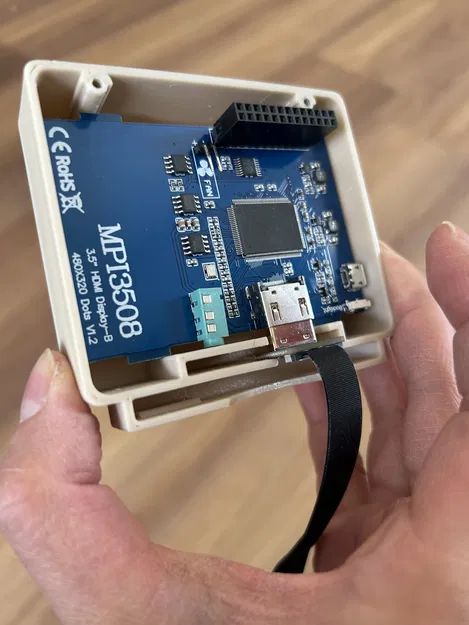 Vỏ Case Máy Tính Để Bàn Retro cho Raspberry Pi - Image 5