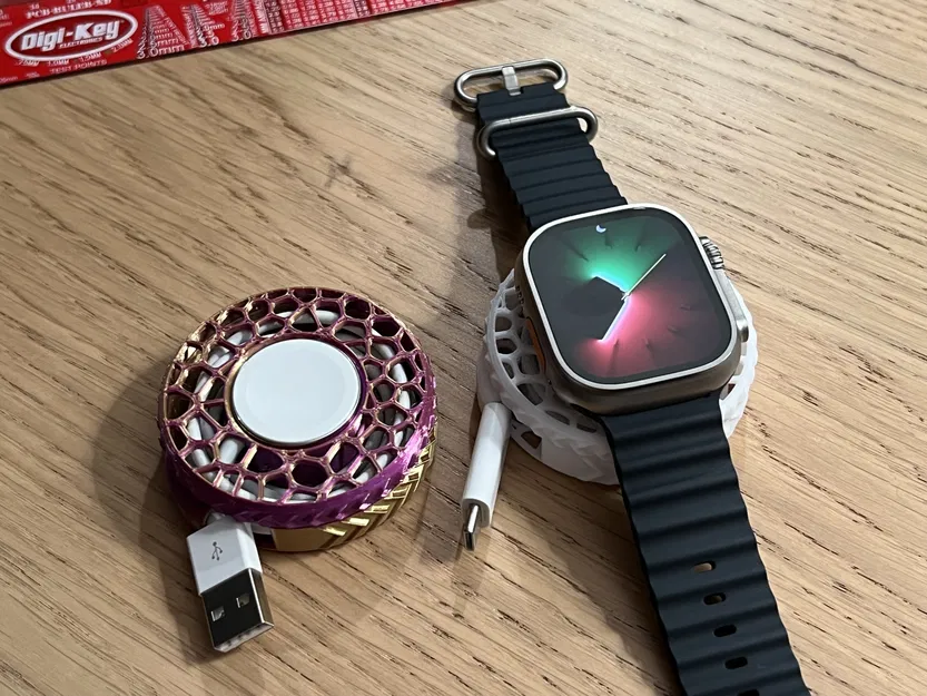 Dụng cụ quấn và giữ cáp sạc Apple Watch - Image 1