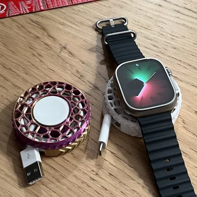 Dụng cụ quấn và giữ cáp sạc Apple Watch