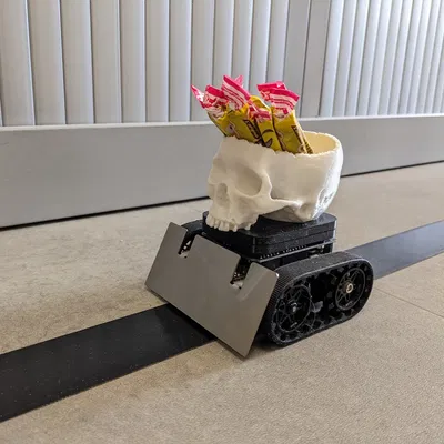 ChocoBot - Robot Phát Socola Cực Vui