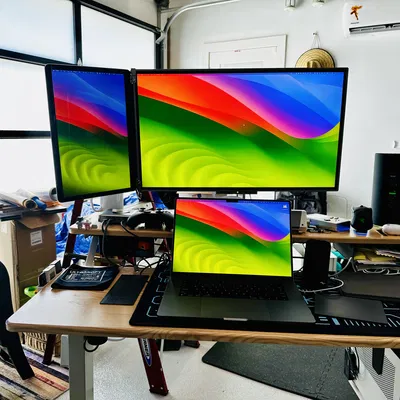 Màn Hình 5K Tự Làm Có Đế Gắn Kiểu Lỗ Khóa