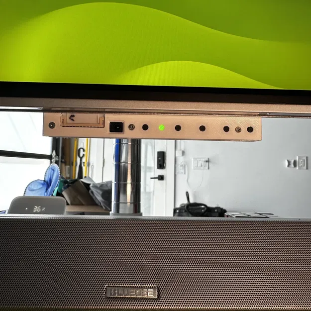 Màn Hình 5K Tự Làm Có Đế Gắn Kiểu Lỗ Khóa - Image 11