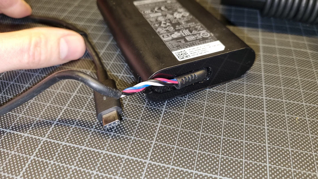 Sửa cáp sạc laptop Dell - Image 6