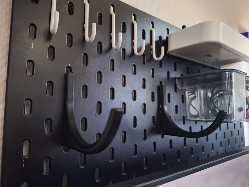 Móc Treo JBL Charge 5 Lên Bảng Skadis - Image 2