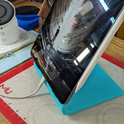 Đế iPad/Máy tính bảng