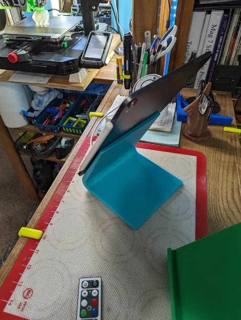 Đế iPad/Máy tính bảng - Image 3