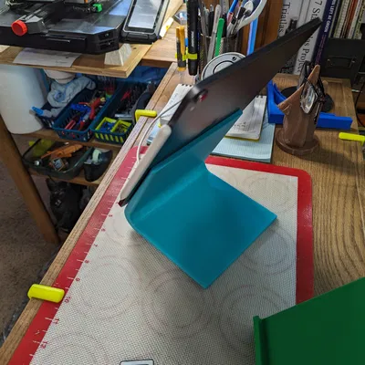 Đế iPad/Máy tính bảng