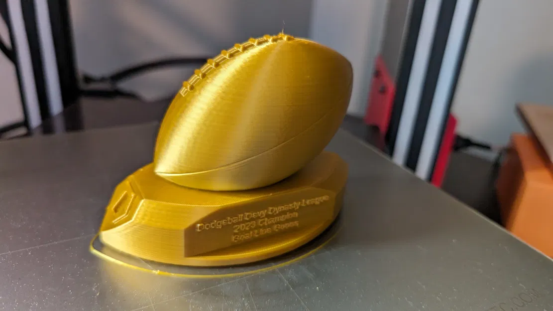 Cúp Bóng Đá Fantasy Cỡ Nhỏ - Image 1