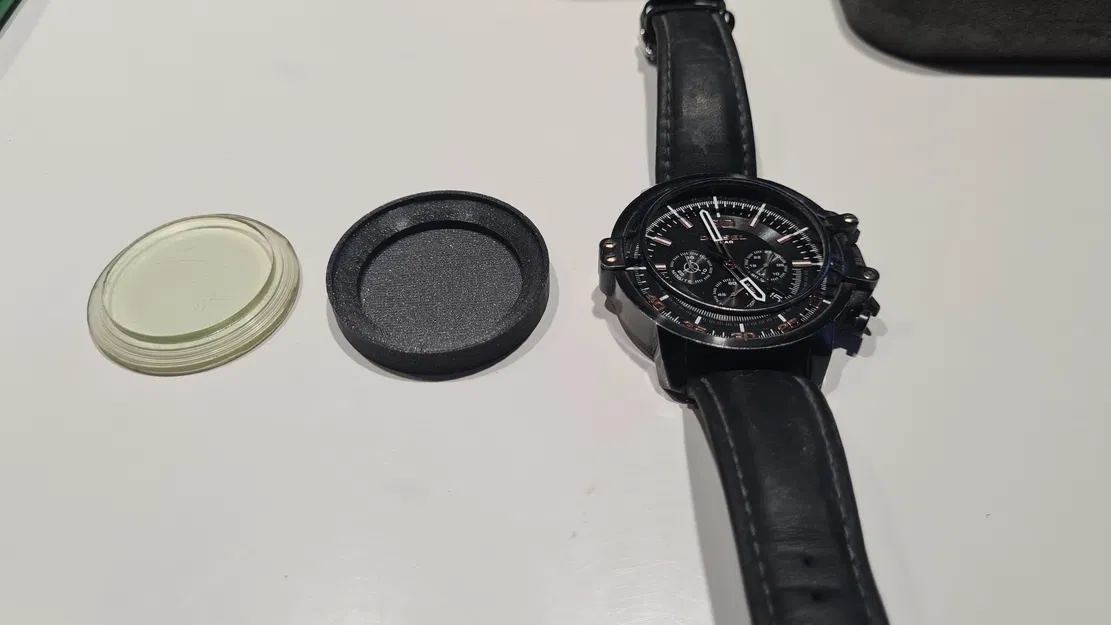 Khuôn Đúc Kính Đồng Hồ Diesel DZ4409 - Image 1