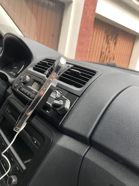 Giá Đỡ iPhone Magsafe Cho SKODA Fabia 2 - Image 5