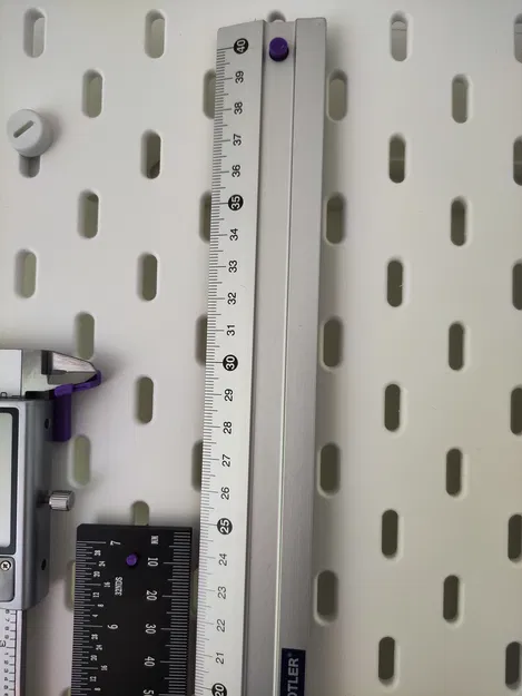 Giá Đỡ Thước Ikea Skadis - Image 2