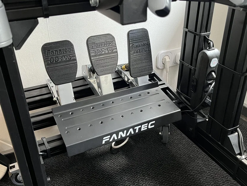 Tấm bàn đạp Fanatec CSL (Có kèm bản không chữ) - Image 2