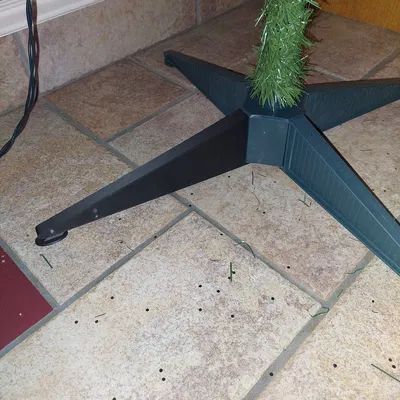 Chân Cây Thông Noel Ngẫu Nhiên