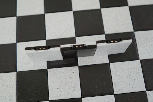 Bàn Cờ Lưới Từ Tính - Image 1