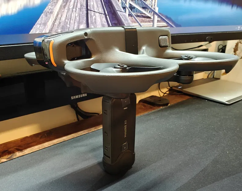 DJI Avata 2 - Giá đỡ camera vít 1/4 inch - Image 1