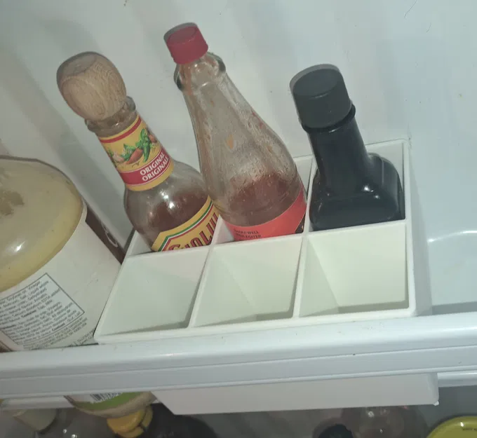 Hộp Đựng Chai Sốt Tủ Lạnh - Image 1