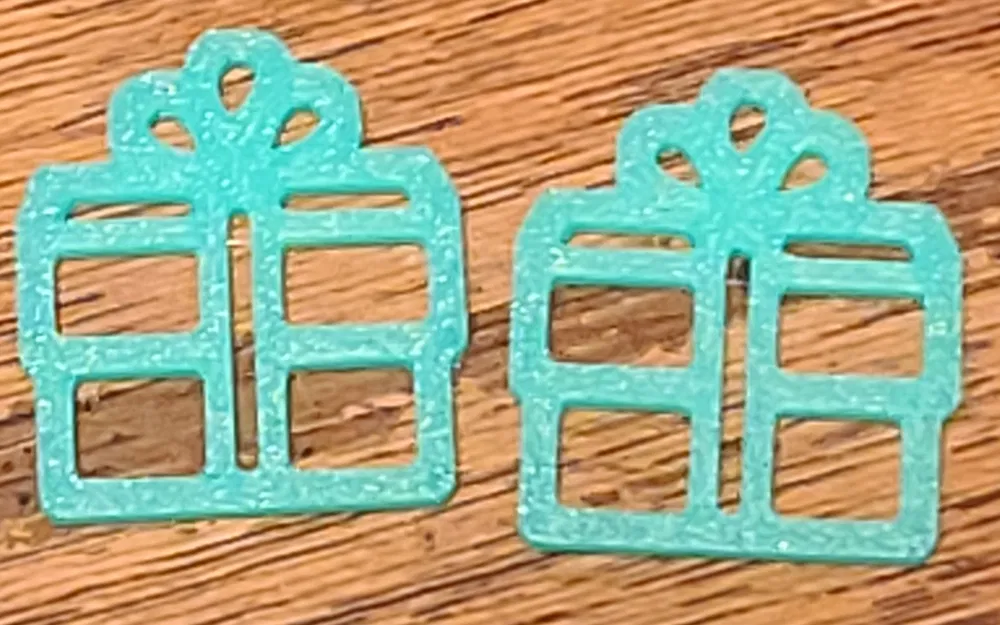 Bông Tai Hoa Giáng Sinh, Quà Tặng & Nến - Image 4