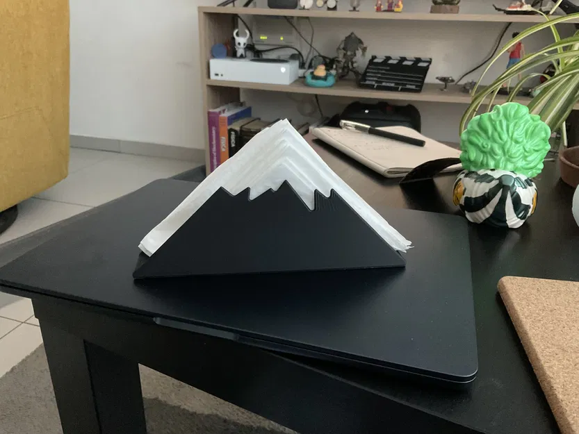 Chỗ Giữ Khăn Giấy Hình Núi - Image 1