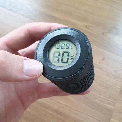 Hộp đựng hạt hút ẩm