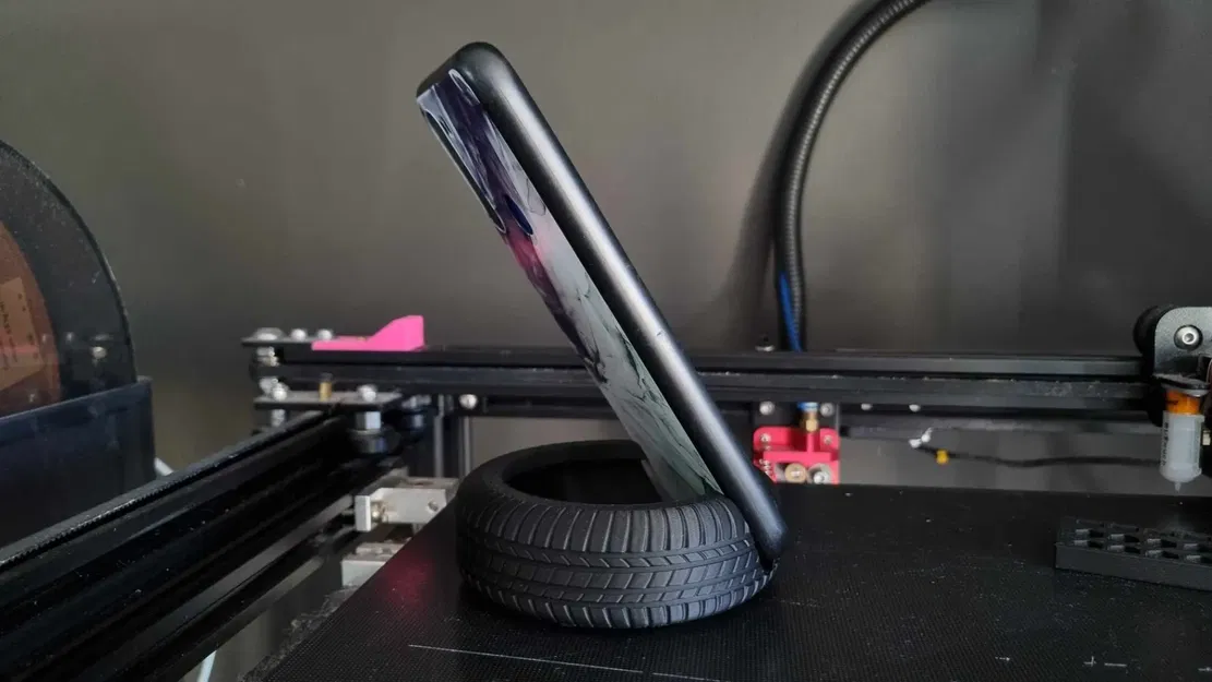 Chân đế điện thoại hình lốp xe (Bộ sưu tập TireStyle Zeciortech) - Image 4