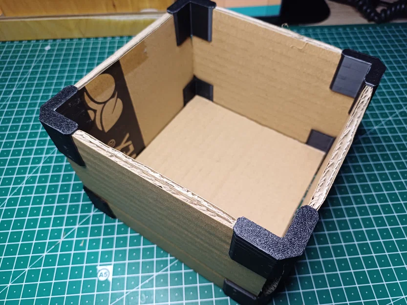 Các Góc Hộp Carton - Image 1