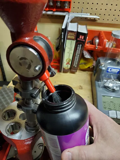 Chèn Xả Cho Máy Đo Thuốc Súng Hornady - Image 2