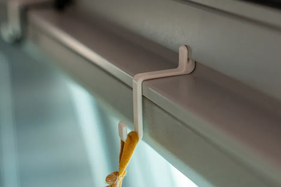 Móc treo đồ VW T5/T6 California - Image 1