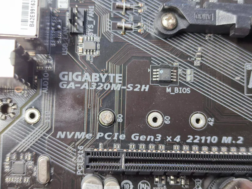 Tấm chắn IO Gigabyte GA-A320M-S2H - Image 3