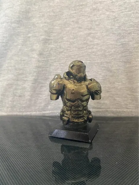 Tượng Doom Slayer - Image 1