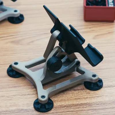 Chân đế điện thoại - Phong cách Công nghiệp