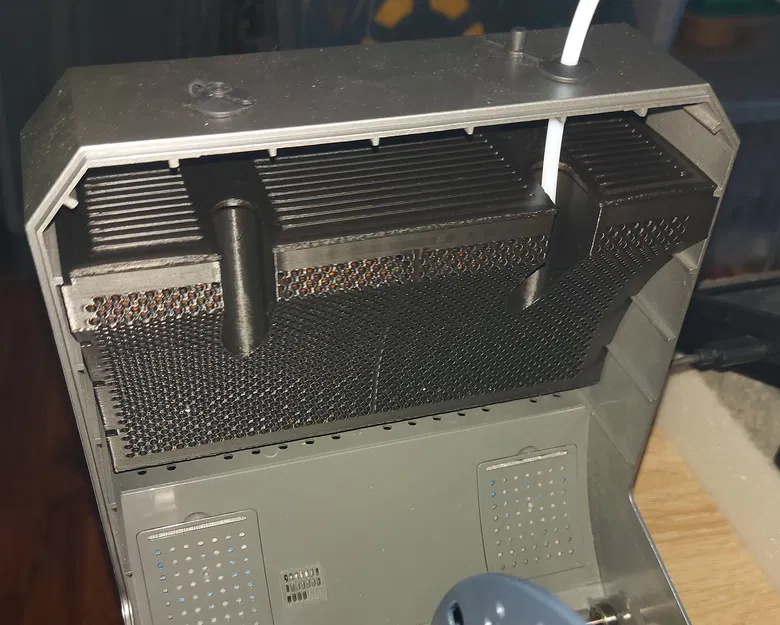 Hộp Đựng Chất Hút Ẩm Cho Creality Space Pi Plus (Lỗ Nhỏ Dưới Đáy) - Image 2