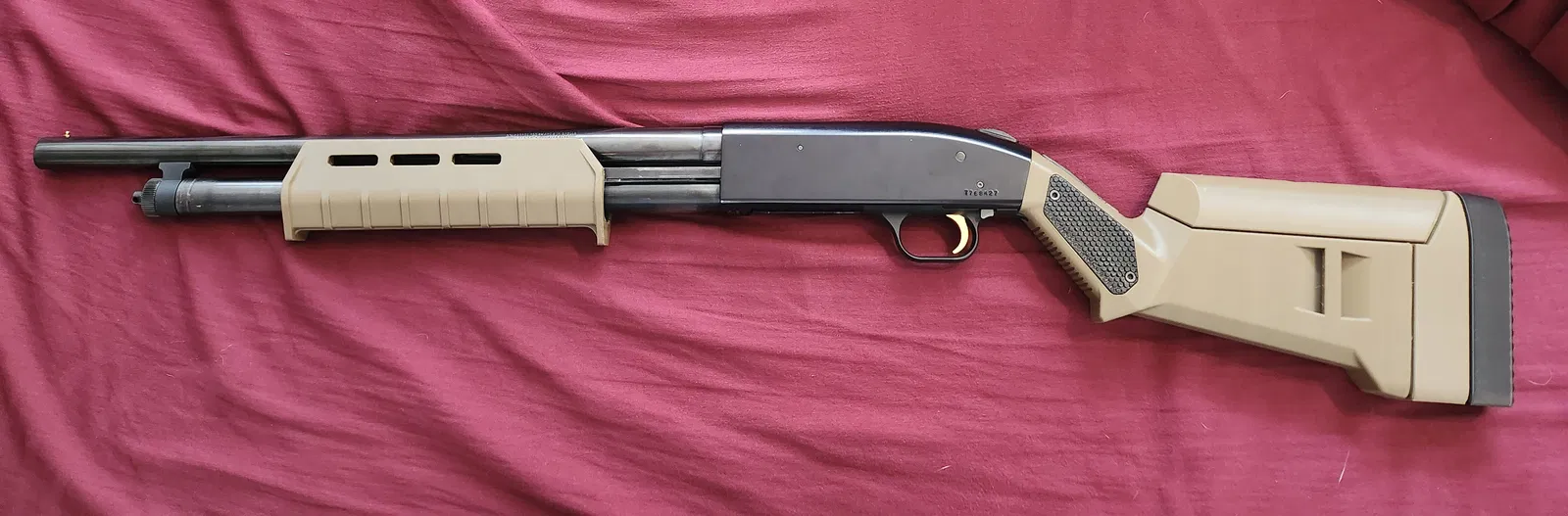 Ốp Lót Tay Magpush (Magpul) Chế Cho Ống Tiếp Đạn Mossberg 500 Dài 6 3/4 - Image 4