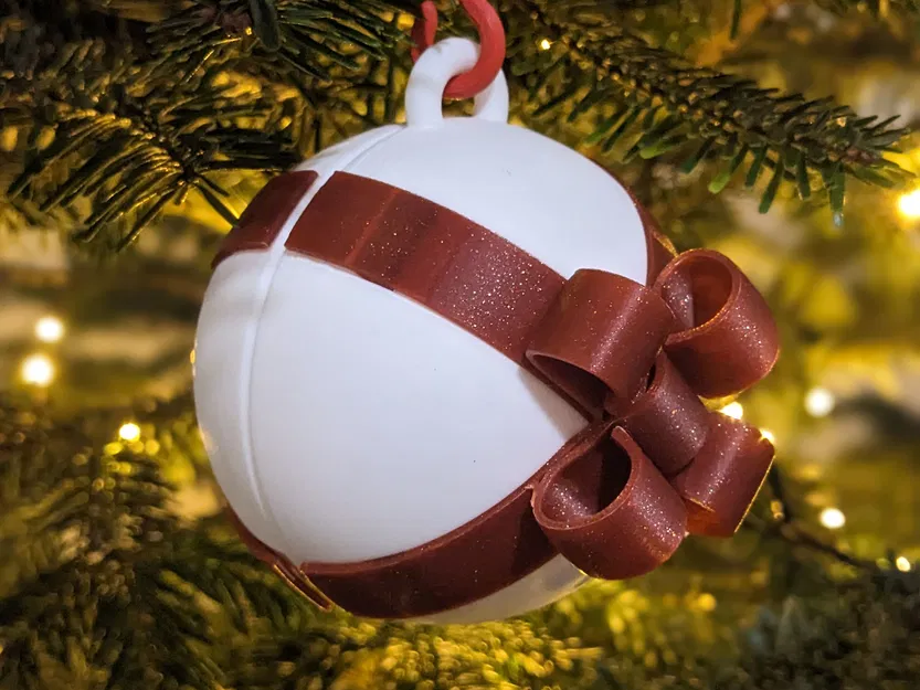 Quả châu Giáng sinh có chỗ giấu quà bí mật - Image 2