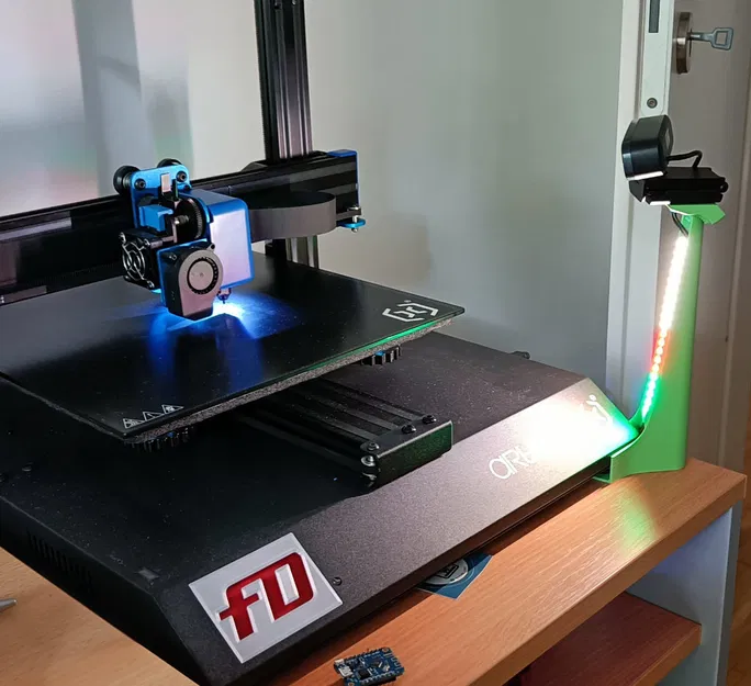 Kẹp gắn webcam có LED cho Artillery Sidewinder X2 / X1 - Image 1